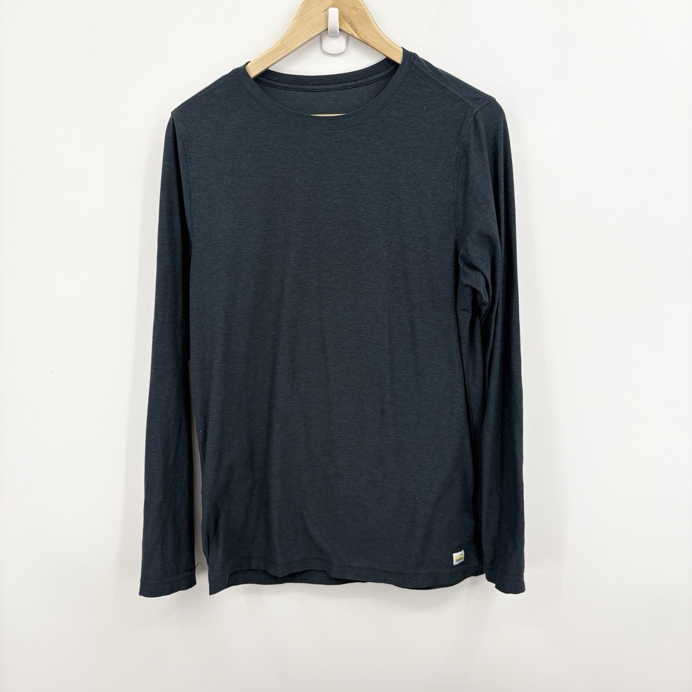 Vuori Shirt Mens Small Strato Tech Long Sleeve Tee Performance Gym Training Soft